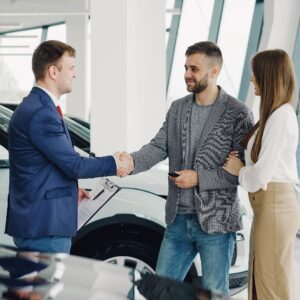 Kuris automobilių prekinis ženklas Lietuvoje klientus aptarnauja geriausiai?